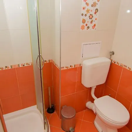 бети Apartment *