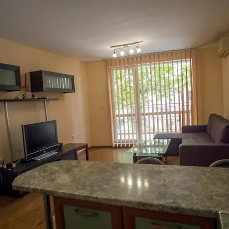 бети Apartment Pomorie